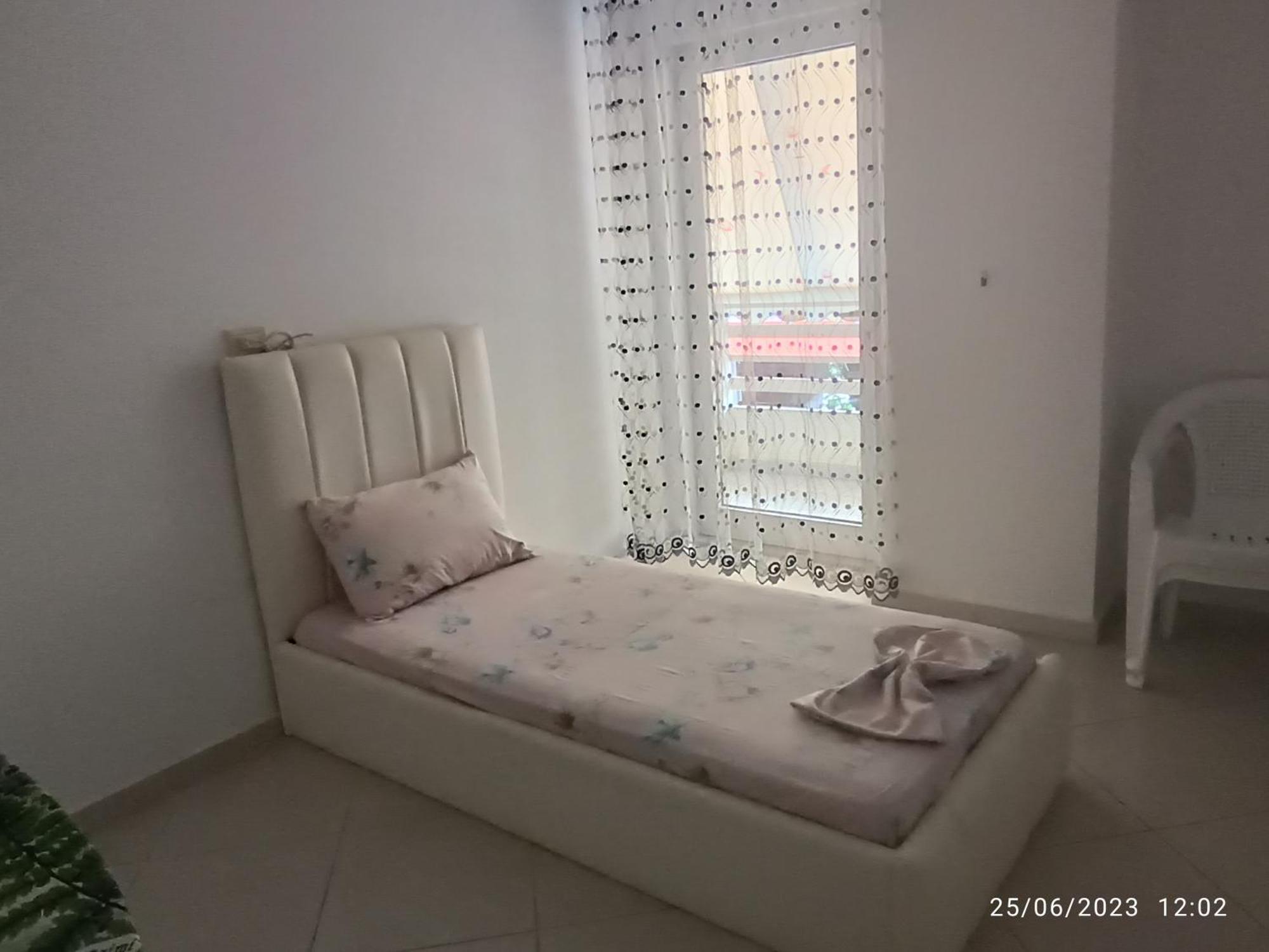 Marinela Apartment Sarandë Buitenkant foto