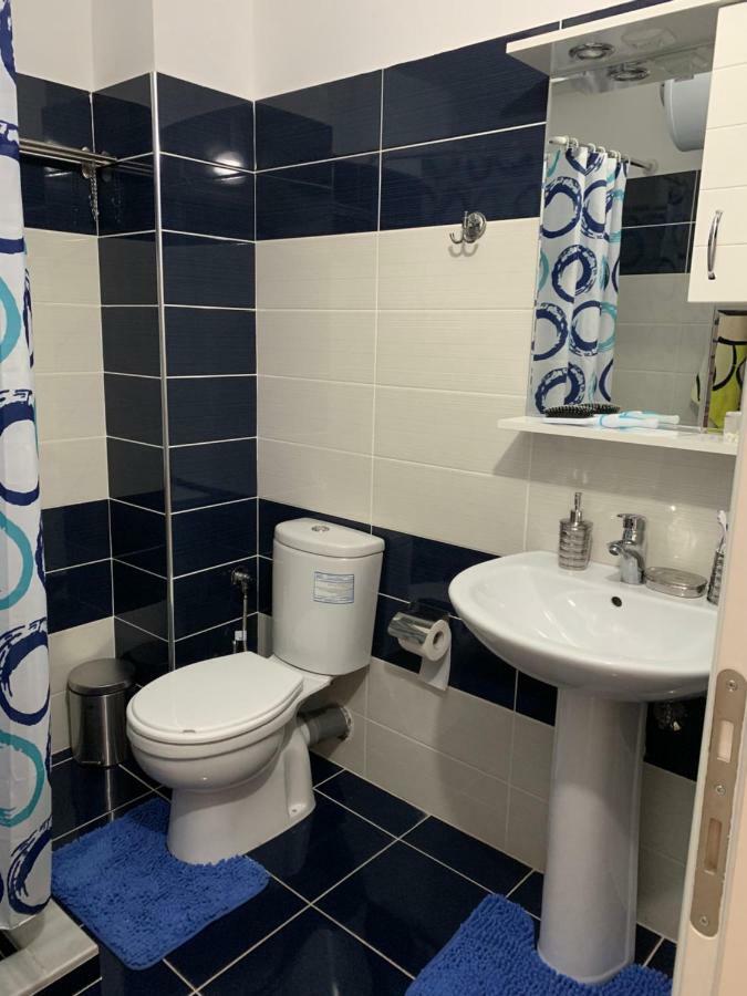 Marinela Apartment Sarandë Buitenkant foto